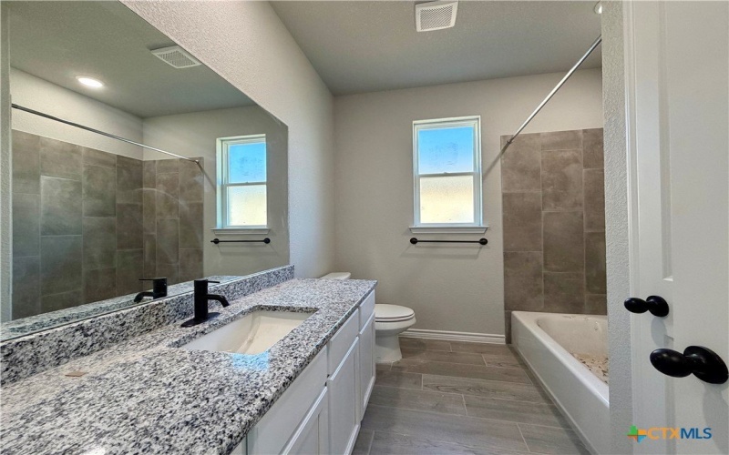 6905 Wizard Drive, Killeen, TX 76549, 4 Bedrooms Bedrooms, ,3 BathroomsBathrooms,Residential,For Sale,6905 Wizard Drive,0,598639