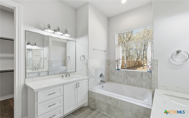 200 Waikakaaua, Bastrop, TX 78602, 3 Bedrooms Bedrooms, ,2 BathroomsBathrooms,Residential,For Sale,200 Waikakaaua,0,599699