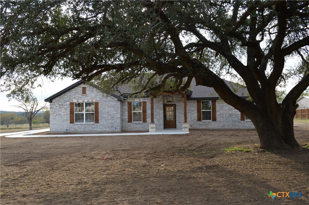 425 County Road 3152, Kempner, TX 76539, 4 Bedrooms Bedrooms, ,2 BathroomsBathrooms,Residential,For Sale,425 County Road 3152,0,599771