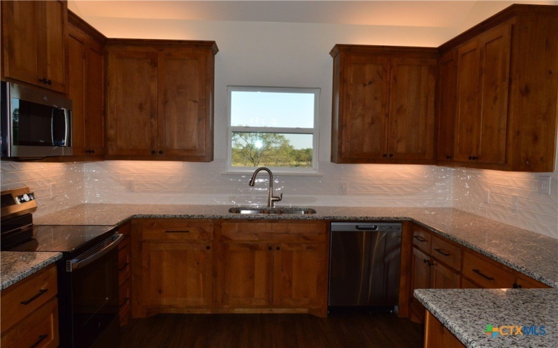 425 County Road 3152, Kempner, TX 76539, 4 Bedrooms Bedrooms, ,2 BathroomsBathrooms,Residential,For Sale,425 County Road 3152,0,599771