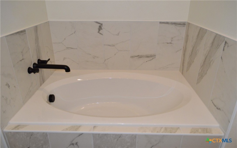 425 County Road 3152, Kempner, TX 76539, 4 Bedrooms Bedrooms, ,2 BathroomsBathrooms,Residential,For Sale,425 County Road 3152,0,599771