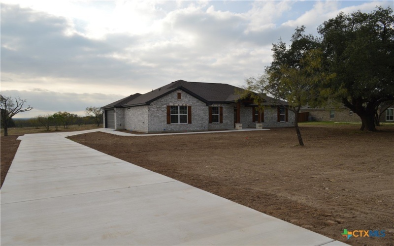 425 County Road 3152, Kempner, TX 76539, 4 Bedrooms Bedrooms, ,2 BathroomsBathrooms,Residential,For Sale,425 County Road 3152,0,599771