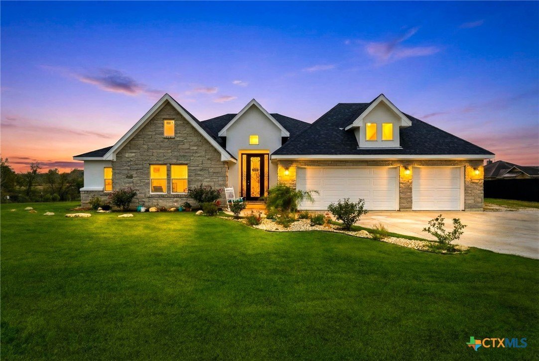 7074 Newman Boulevard, Kyle, TX 78640, 3 Bedrooms Bedrooms, ,2 BathroomsBathrooms,Residential,For Sale,7074 Newman Boulevard,0,599806