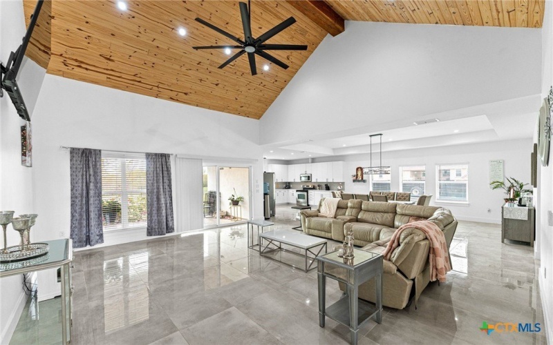 7074 Newman Boulevard, Kyle, TX 78640, 3 Bedrooms Bedrooms, ,2 BathroomsBathrooms,Residential,For Sale,7074 Newman Boulevard,0,599806