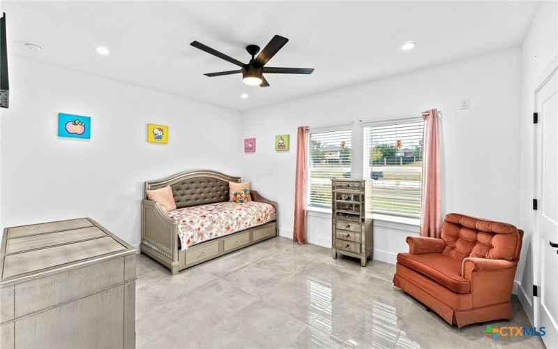 7074 Newman Boulevard, Kyle, TX 78640, 3 Bedrooms Bedrooms, ,2 BathroomsBathrooms,Residential,For Sale,7074 Newman Boulevard,0,599806