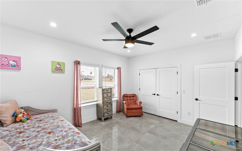 7074 Newman Boulevard, Kyle, TX 78640, 3 Bedrooms Bedrooms, ,2 BathroomsBathrooms,Residential,For Sale,7074 Newman Boulevard,0,599806