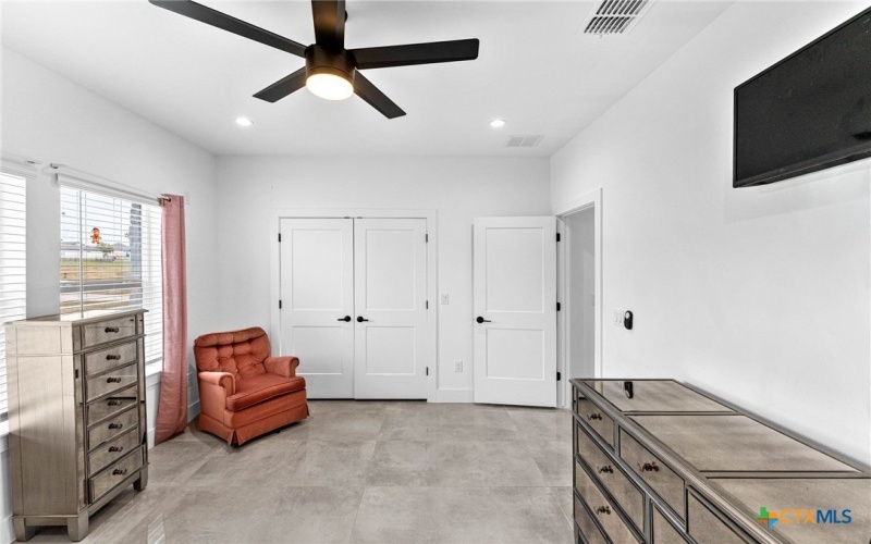 7074 Newman Boulevard, Kyle, TX 78640, 3 Bedrooms Bedrooms, ,2 BathroomsBathrooms,Residential,For Sale,7074 Newman Boulevard,0,599806