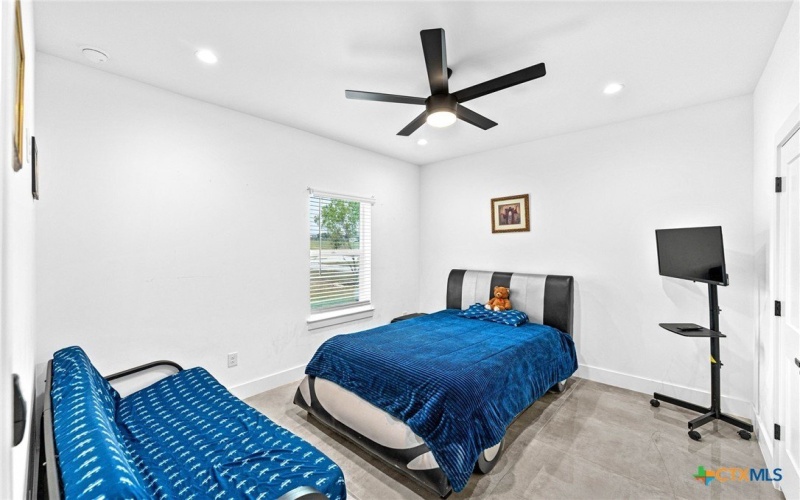 7074 Newman Boulevard, Kyle, TX 78640, 3 Bedrooms Bedrooms, ,2 BathroomsBathrooms,Residential,For Sale,7074 Newman Boulevard,0,599806