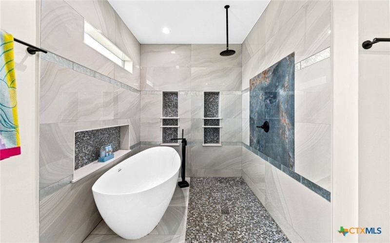 7074 Newman Boulevard, Kyle, TX 78640, 3 Bedrooms Bedrooms, ,2 BathroomsBathrooms,Residential,For Sale,7074 Newman Boulevard,0,599806