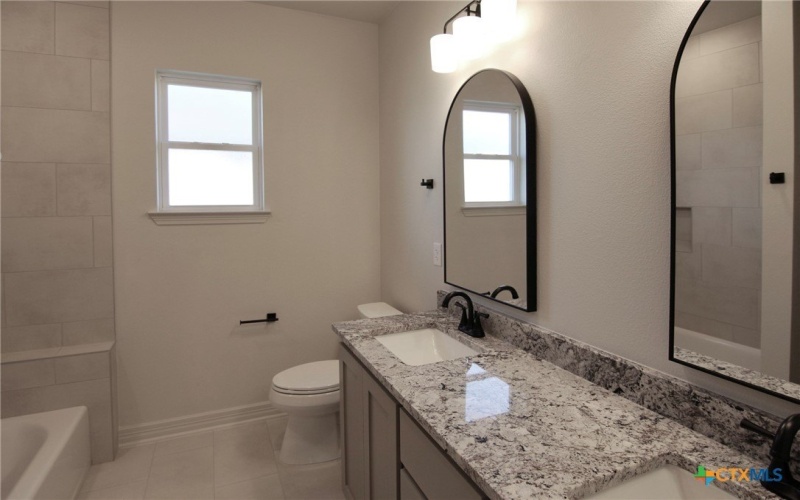 5034 Bella Charca Parkway, Nolanville, TX 76559, 4 Bedrooms Bedrooms, ,2 BathroomsBathrooms,Residential,For Sale,5034 Bella Charca Parkway,0,599841