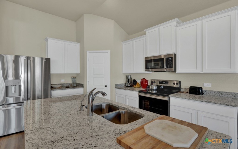 1144 Water Valley, Seguin, TX 78155, 4 Bedrooms Bedrooms, ,3 BathroomsBathrooms,Residential,For Sale,1144 Water Valley,0,599860