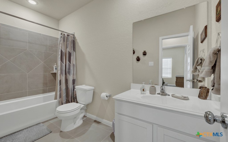 1144 Water Valley, Seguin, TX 78155, 4 Bedrooms Bedrooms, ,3 BathroomsBathrooms,Residential,For Sale,1144 Water Valley,0,599860