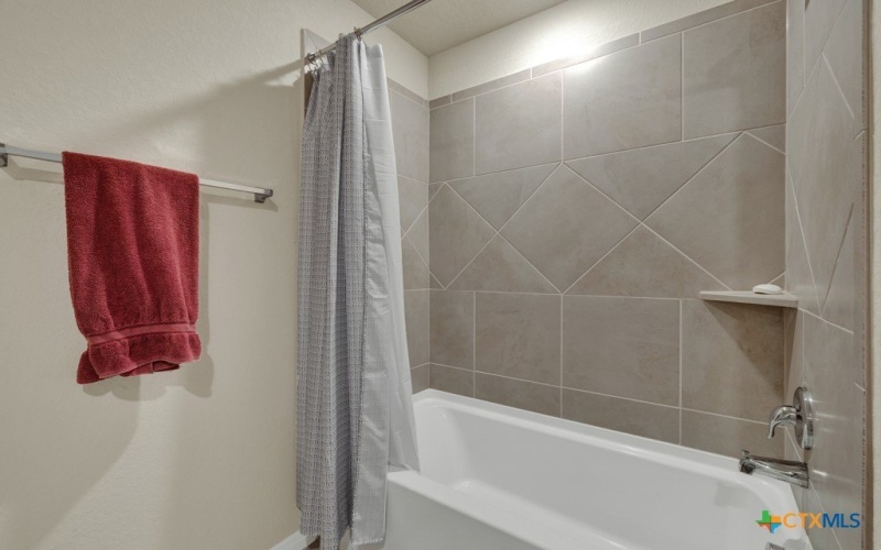 1144 Water Valley, Seguin, TX 78155, 4 Bedrooms Bedrooms, ,3 BathroomsBathrooms,Residential,For Sale,1144 Water Valley,0,599860