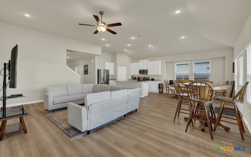 1144 Water Valley, Seguin, TX 78155, 4 Bedrooms Bedrooms, ,3 BathroomsBathrooms,Residential,For Sale,1144 Water Valley,0,599860