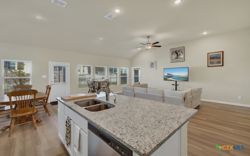 1144 Water Valley, Seguin, TX 78155, 4 Bedrooms Bedrooms, ,3 BathroomsBathrooms,Residential,For Sale,1144 Water Valley,0,599860