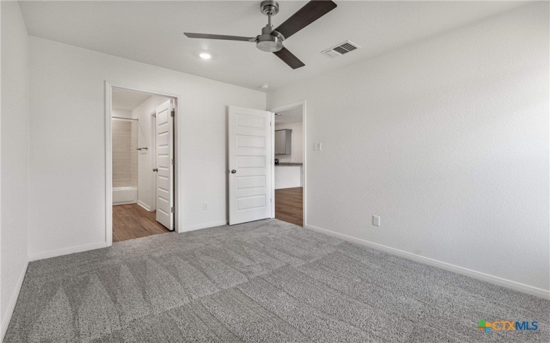 6107 Twistleaf Lane, Killeen, TX 76543, 6 Habitaciones Habitaciones , ,5 BañosBaños,Residential Multi Family,En Venta,6107 Twistleaf Lane,0,599893