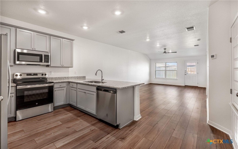 6107 Twistleaf Lane, Killeen, TX 76543, 6 Habitaciones Habitaciones , ,5 BañosBaños,Residential Multi Family,En Venta,6107 Twistleaf Lane,0,599893