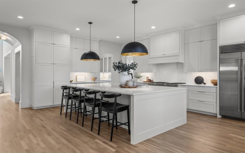 9111 Aldwick Drive, Dallas, TX 75238, 5 Bedrooms Bedrooms, ,7 BathroomsBathrooms,Residential,For Sale,9111 Aldwick Drive,0,21130641