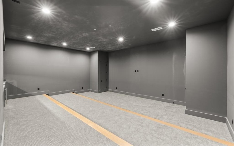 9111 Aldwick Drive, Dallas, TX 75238, 5 Bedrooms Bedrooms, ,7 BathroomsBathrooms,Residential,For Sale,9111 Aldwick Drive,0,21130641