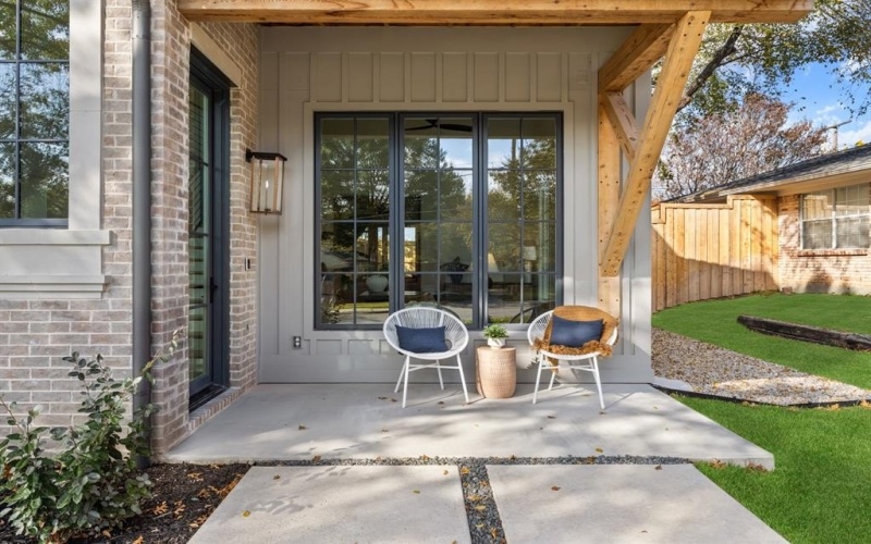 9111 Aldwick Drive, Dallas, TX 75238, 5 Bedrooms Bedrooms, ,7 BathroomsBathrooms,Residential,For Sale,9111 Aldwick Drive,0,21130641