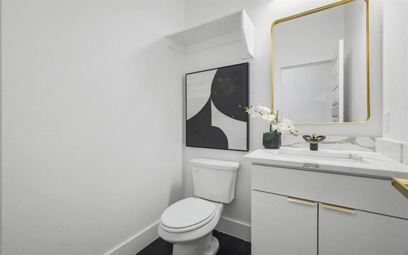 2015 Angelina Drive, Dallas, TX 75212, 4 Bedrooms Bedrooms, ,3 BathroomsBathrooms,Residential,For Sale,2015 Angelina Drive,0,21130662