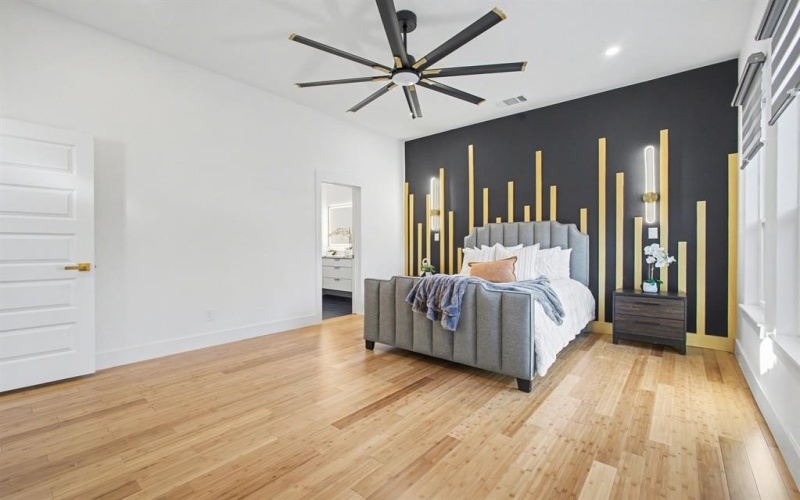 2015 Angelina Drive, Dallas, TX 75212, 4 Bedrooms Bedrooms, ,3 BathroomsBathrooms,Residential,For Sale,2015 Angelina Drive,0,21130662