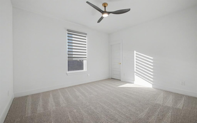 2015 Angelina Drive, Dallas, TX 75212, 4 Bedrooms Bedrooms, ,3 BathroomsBathrooms,Residential,For Sale,2015 Angelina Drive,0,21130662