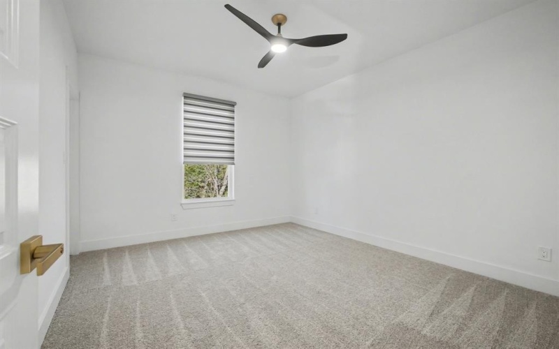 2015 Angelina Drive, Dallas, TX 75212, 4 Bedrooms Bedrooms, ,3 BathroomsBathrooms,Residential,For Sale,2015 Angelina Drive,0,21130662