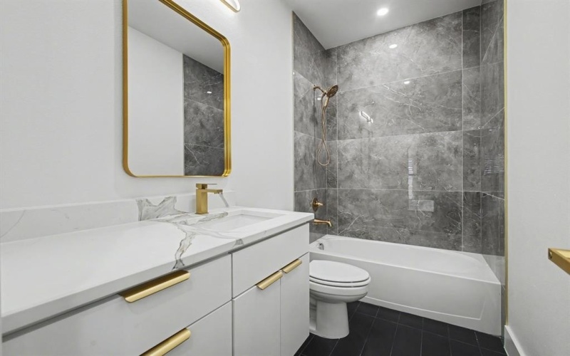 2015 Angelina Drive, Dallas, TX 75212, 4 Bedrooms Bedrooms, ,3 BathroomsBathrooms,Residential,For Sale,2015 Angelina Drive,0,21130662