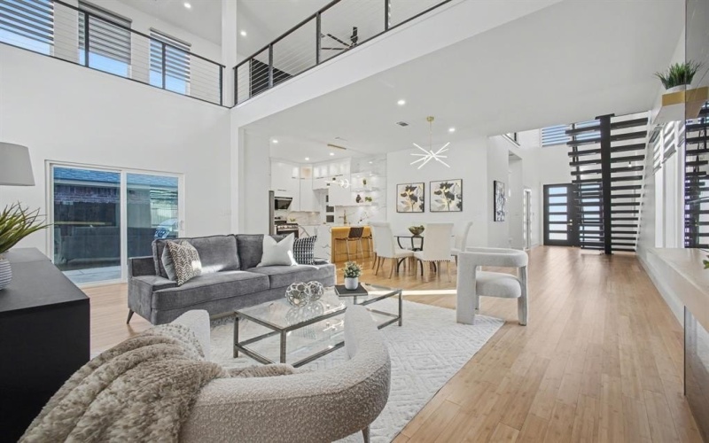 2015 Angelina Drive, Dallas, TX 75212, 4 Bedrooms Bedrooms, ,3 BathroomsBathrooms,Residential,For Sale,2015 Angelina Drive,0,21130662