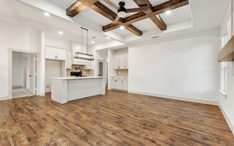 5901 S LAKESIDE HILLS Court, Granbury, TX 76048, 3 Habitaciones Habitaciones , ,2 BañosBaños,Residential,En Venta,5901 S LAKESIDE HILLS Court,0,21130799