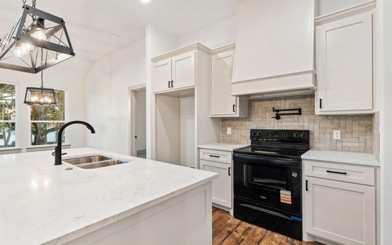 5901 S LAKESIDE HILLS Court, Granbury, TX 76048, 3 Habitaciones Habitaciones , ,2 BañosBaños,Residential,En Venta,5901 S LAKESIDE HILLS Court,0,21130799