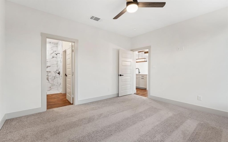 5901 S LAKESIDE HILLS Court, Granbury, TX 76048, 3 Habitaciones Habitaciones , ,2 BañosBaños,Residential,En Venta,5901 S LAKESIDE HILLS Court,0,21130799