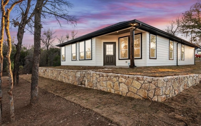 5901 S LAKESIDE HILLS Court, Granbury, TX 76048, 3 Habitaciones Habitaciones , ,2 BañosBaños,Residential,En Venta,5901 S LAKESIDE HILLS Court,0,21130799