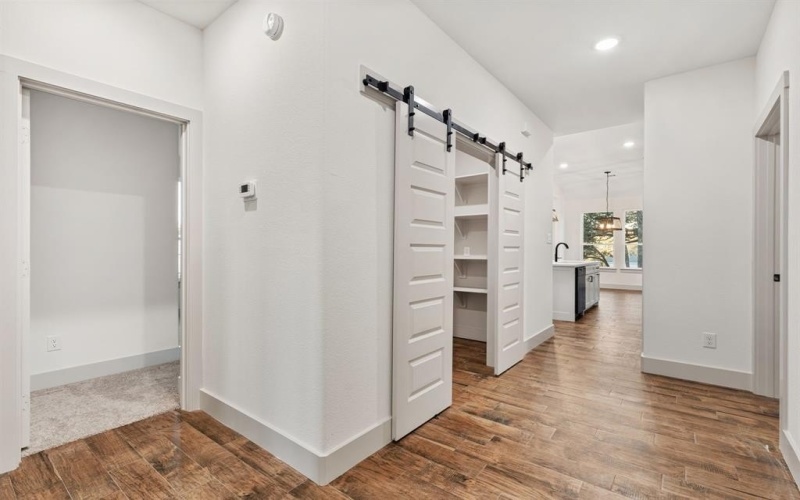 5901 S LAKESIDE HILLS Court, Granbury, TX 76048, 3 Habitaciones Habitaciones , ,2 BañosBaños,Residential,En Venta,5901 S LAKESIDE HILLS Court,0,21130799