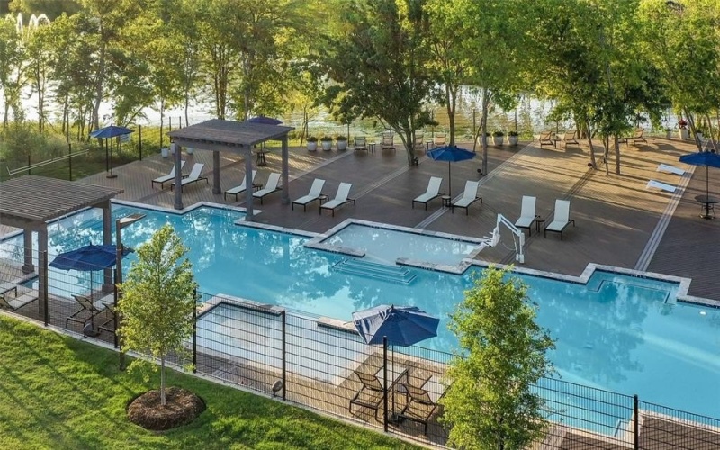 125 South Oak Drive, Oak Point, TX 75068, 4 Habitaciones Habitaciones , ,3 BañosBaños,Residential,En Venta,125 South Oak Drive,0,21130901