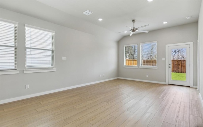 5515 Chasewood Drive, McKinney, TX 75071, 3 Habitaciones Habitaciones , ,2 BañosBaños,Residential,En Venta,5515 Chasewood Drive,0,21131033