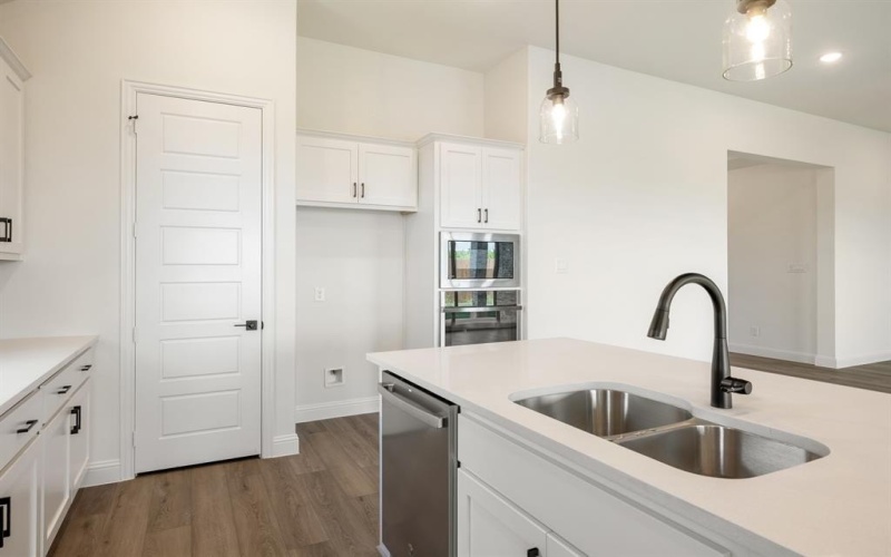 557 Baker Court, Fate, TX 75189, 4 Habitaciones Habitaciones , ,3 BañosBaños,Residential,En Venta,557 Baker Court,0,21131255