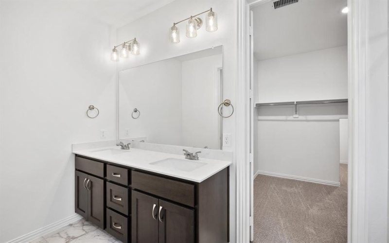 268 Bassett Hall Road, Fate, TX 75189, 4 Habitaciones Habitaciones , ,2 BañosBaños,Residential,En Venta,268 Bassett Hall Road,0,21131270