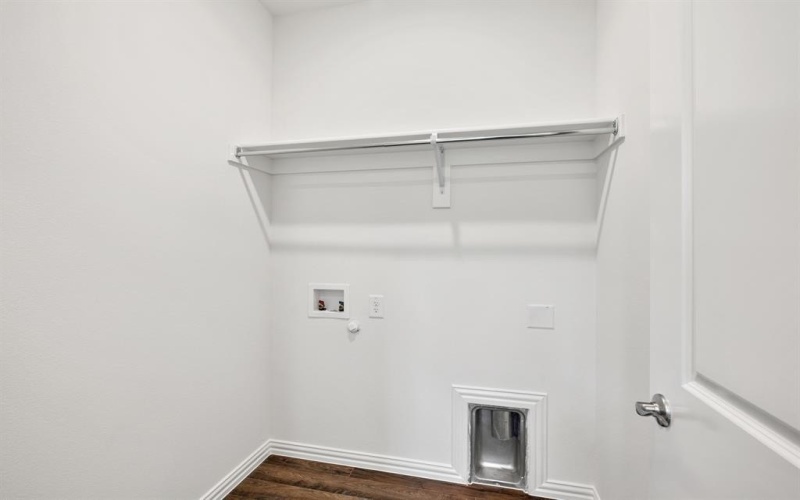 268 Bassett Hall Road, Fate, TX 75189, 4 Habitaciones Habitaciones , ,2 BañosBaños,Residential,En Venta,268 Bassett Hall Road,0,21131270