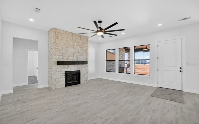 16161 N Pura Vida Ave, Gardendale, TX 79758, 4 Bedrooms Bedrooms, ,2 BathroomsBathrooms,Residential,For Sale,16161 N Pura Vida Ave,0,164991