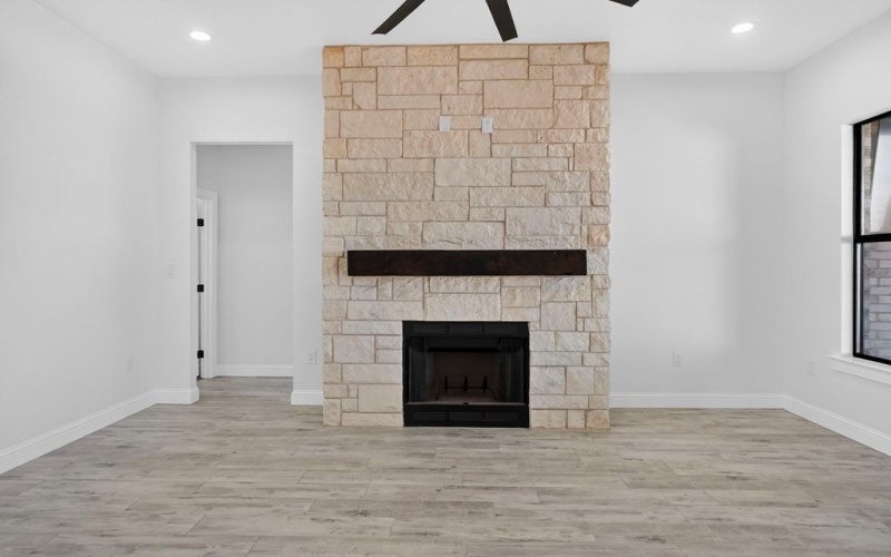 16161 N Pura Vida Ave, Gardendale, TX 79758, 4 Bedrooms Bedrooms, ,2 BathroomsBathrooms,Residential,For Sale,16161 N Pura Vida Ave,0,164991