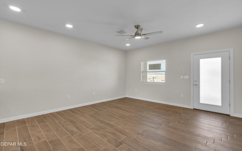 7313 John Gerald Way, El Paso, TX 79934, 3 Bedrooms Bedrooms, ,2 BathroomsBathrooms,Residential,For Sale,7313 John Gerald Way,0,934992