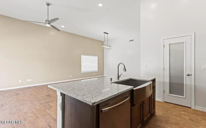 6030 Fall Ridge Avenue, Sunland Park, NM 88008, 3 Habitaciones Habitaciones , ,2 BañosBaños,Residential,En Venta,6030 Fall Ridge Avenue,0,935109