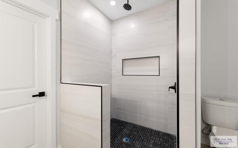 2408 CALLE MORENO, BROWNSVILLE, TX 78521, 3 Bedrooms Bedrooms, ,2 BathroomsBathrooms,Residential,For Sale,2408 CALLE MORENO,0,29769400