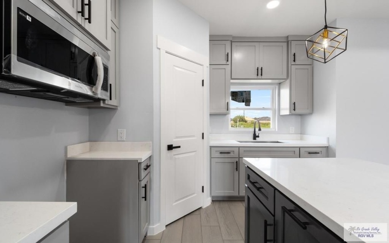 2408 CALLE MORENO, BROWNSVILLE, TX 78521, 3 Bedrooms Bedrooms, ,2 BathroomsBathrooms,Residential,For Sale,2408 CALLE MORENO,0,29769400