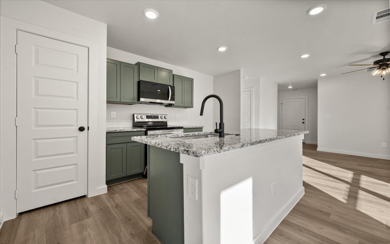 6310 Volney Avenue, Lubbock, TX 79407, 3 Habitaciones Habitaciones , ,2 BañosBaños,Residential,En Venta,6310 Volney Avenue,0,202564060