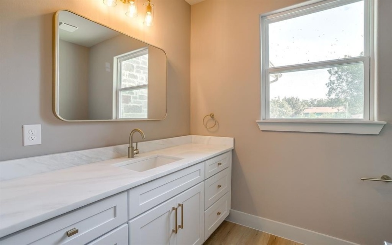 900 Cope Street, Mansfield, TX 76065, 4 Bedrooms Bedrooms, ,2 BathroomsBathrooms,Residential,For Sale,900 Cope Street,0,21012274