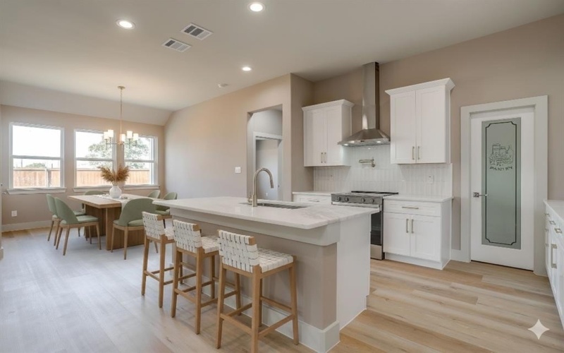 900 Cope Street, Mansfield, TX 76065, 4 Bedrooms Bedrooms, ,2 BathroomsBathrooms,Residential,For Sale,900 Cope Street,0,21012274