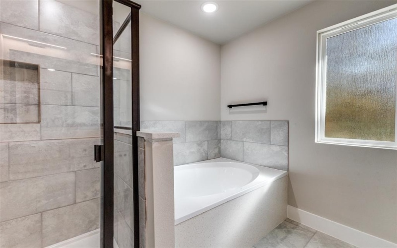 2142 Edd Road, Dallas, TX 75253, 4 Habitaciones Habitaciones , ,2 BañosBaños,Residential,En Venta,2142 Edd Road,0,21111141